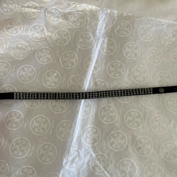 Tory Burch Crystal Embellished Double Wrap Bracelet Black OS Style 42456 NWT - Picture 8 of 17